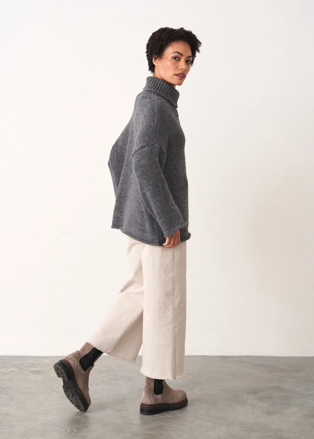 BRIAR CHUNKY ROLL NECK SWEATER - CHARCOAL