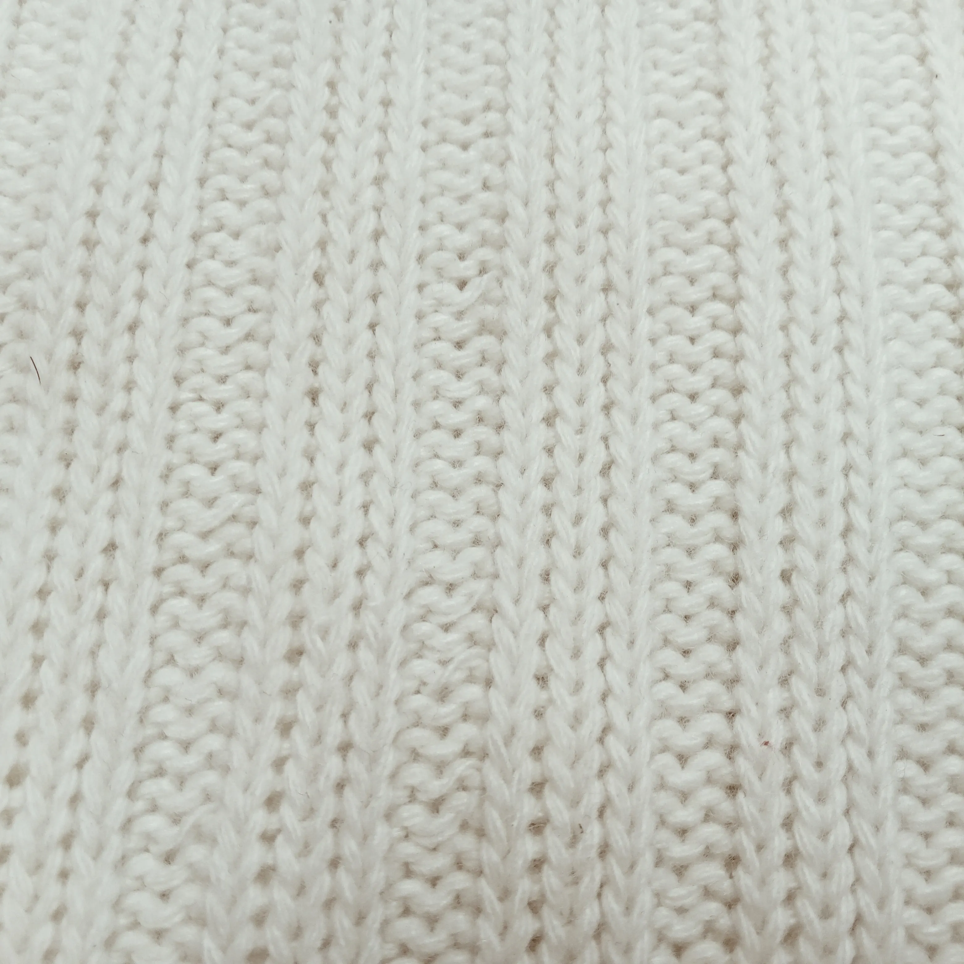 Butter cream - ribbed chunky knit - sold by 2.50mtrs