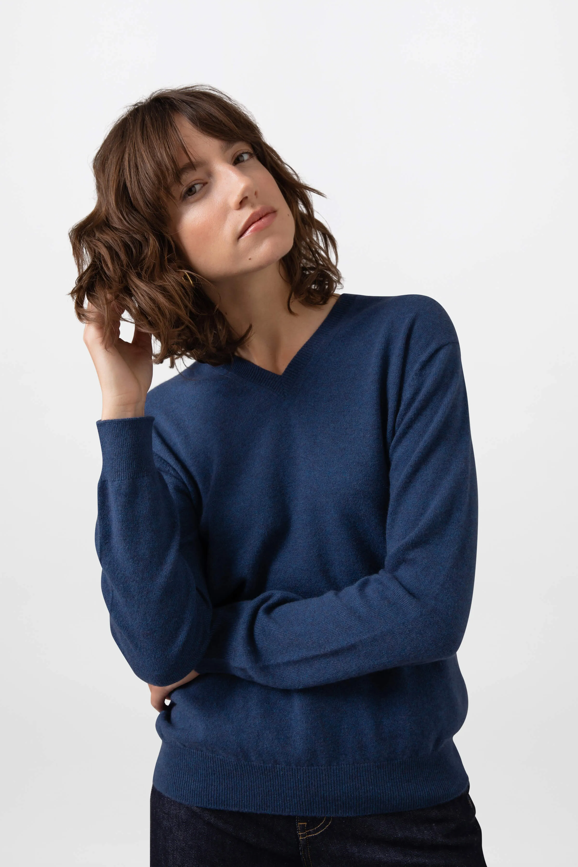 Classic Cashmere V Neck
