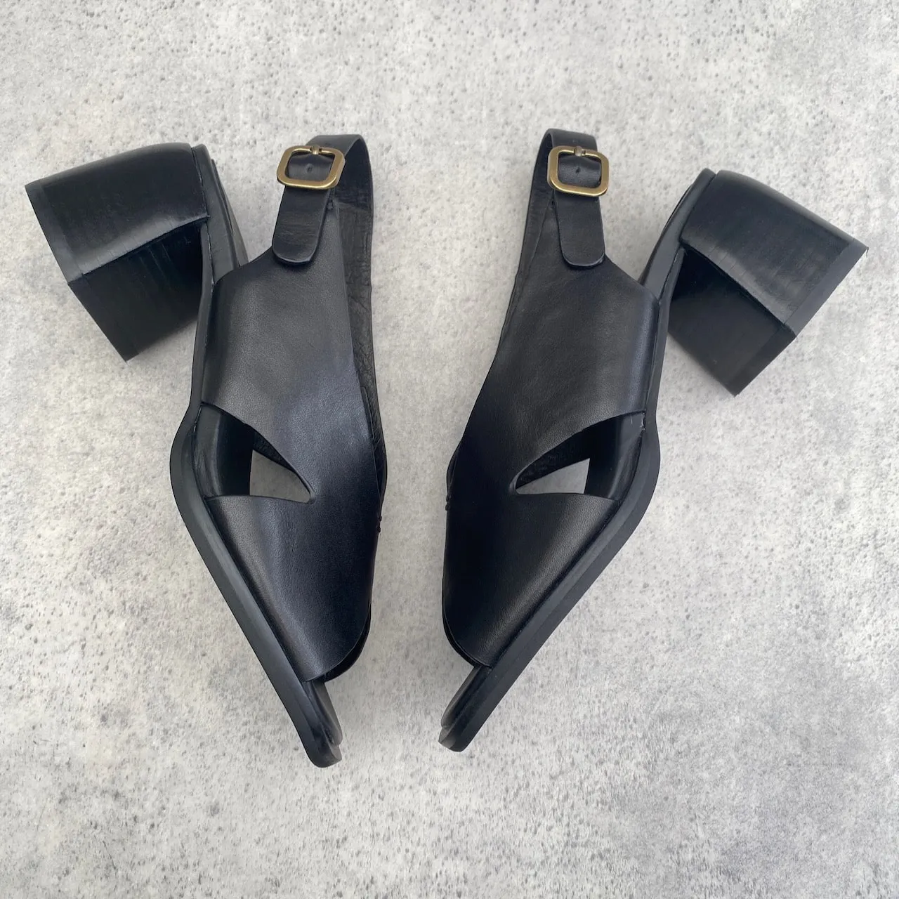 EOS Isadora Onyx - ONLINE ONLY, Size 41