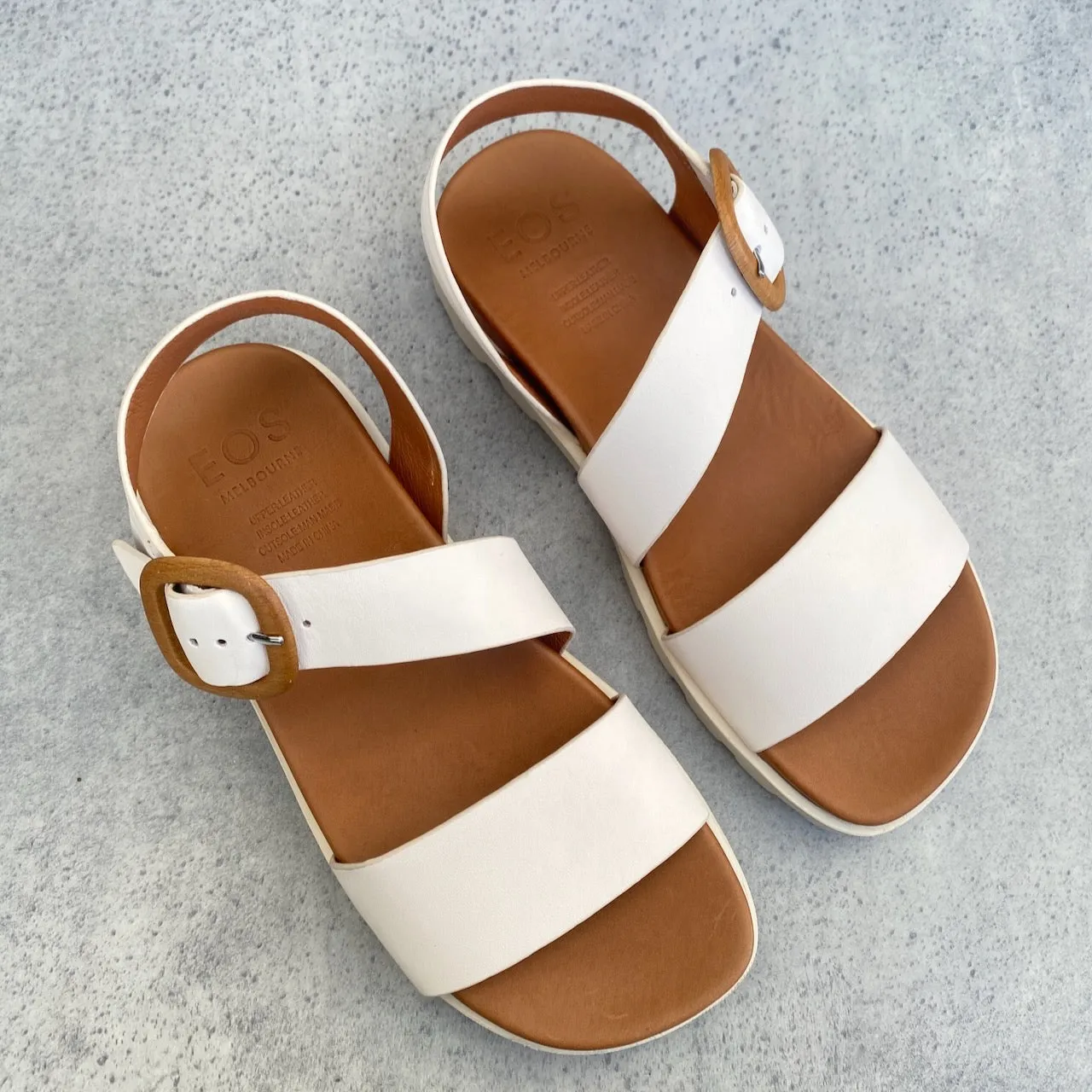 EOS Nira B - ONLINE ONLY