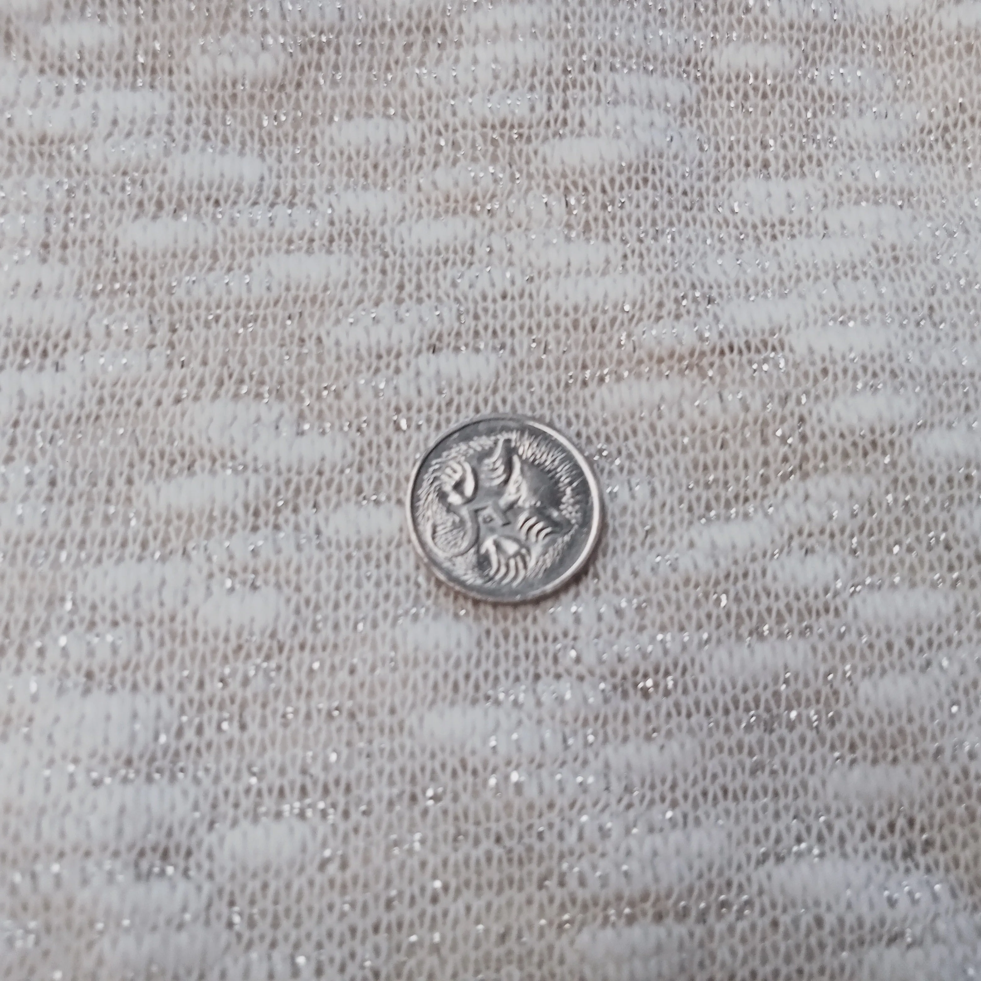Ivana - ivory/silver Shimmer - slub yarn knit fabric - sold by 1/2mtr