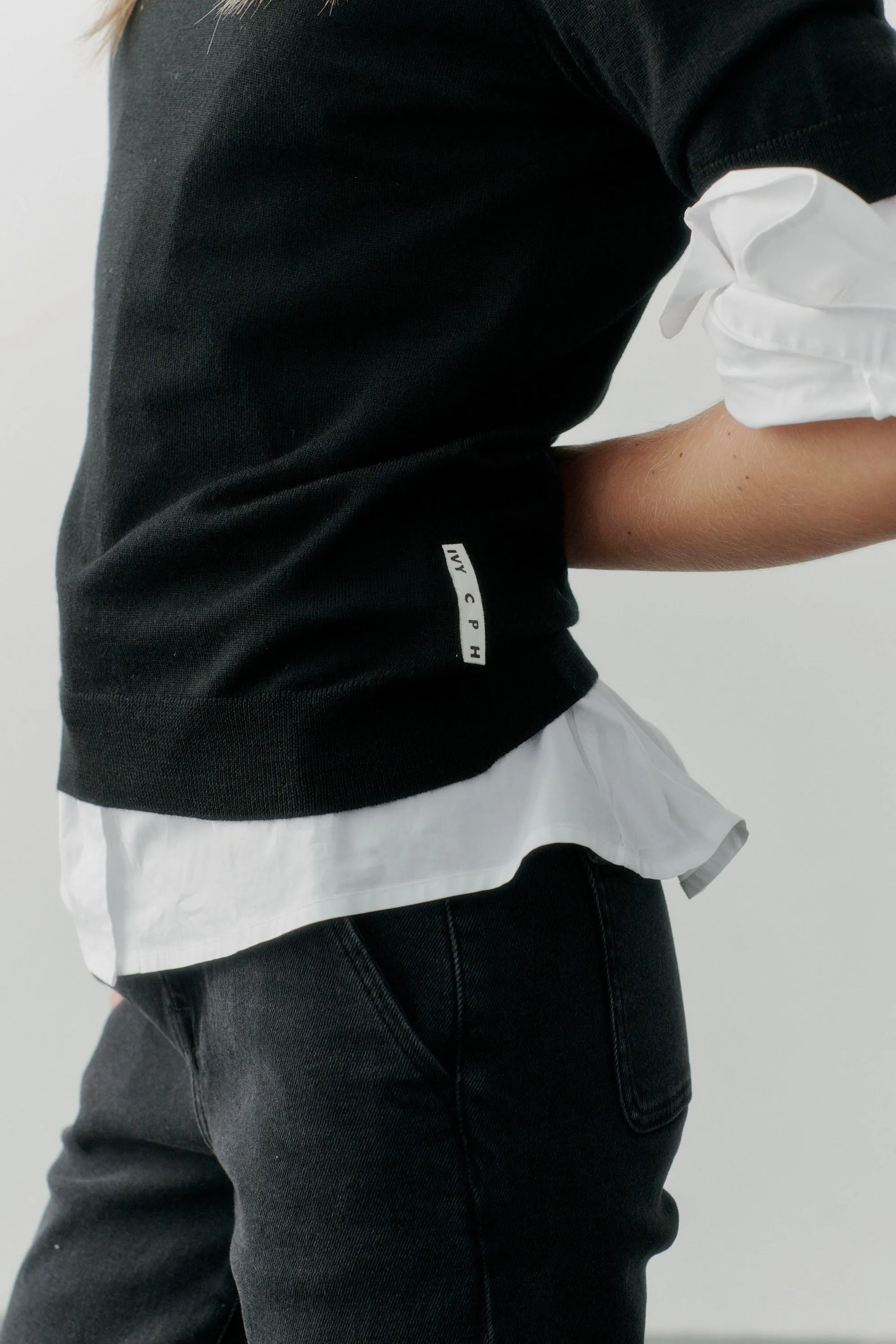 IVY-Essex SS O-neck Knit - Black