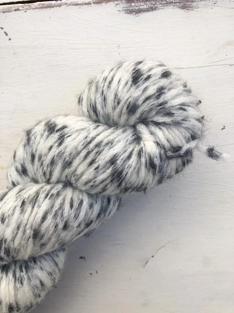 JK EXCLUSIVE Flecked Cloud