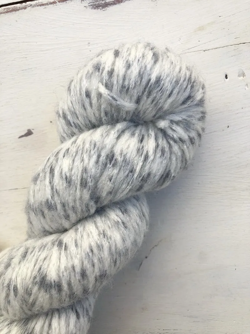 JK EXCLUSIVE Flecked Cloud
