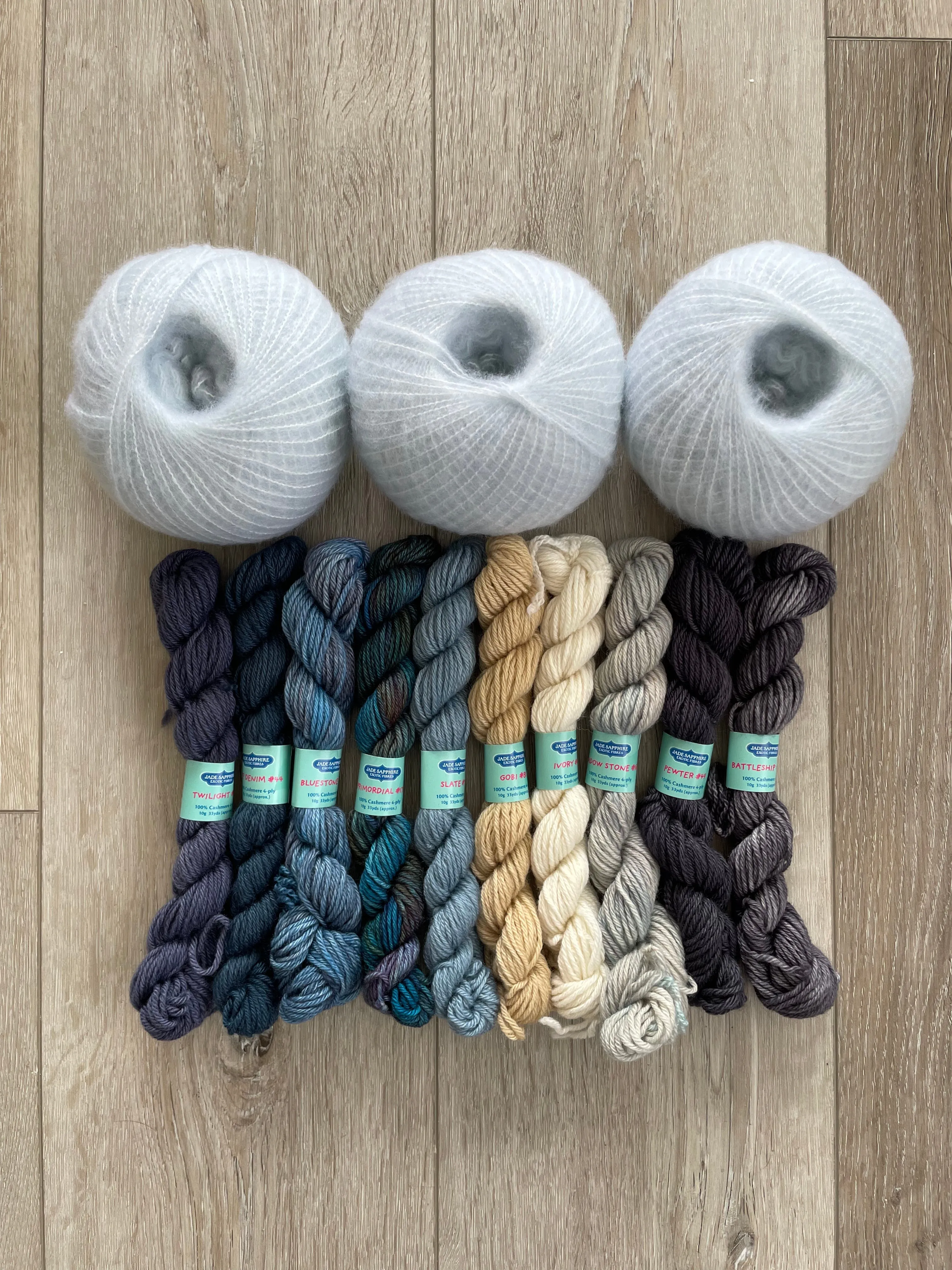 Kiddo Coloring Box Pullover Kit