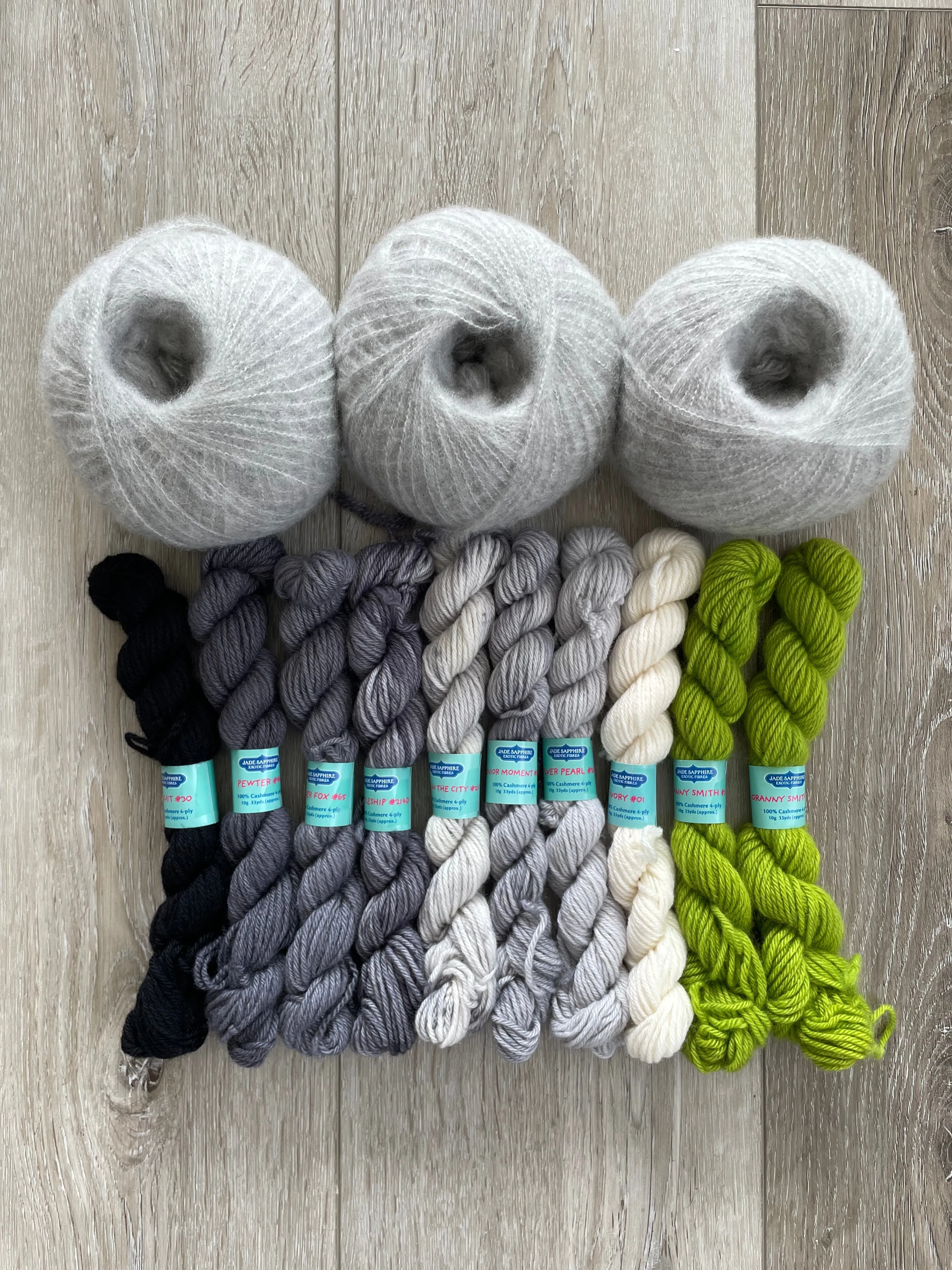 Kiddo Coloring Box Pullover Kit