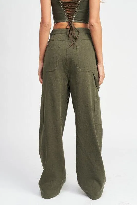 Low Waist Cargo Pants In Olive