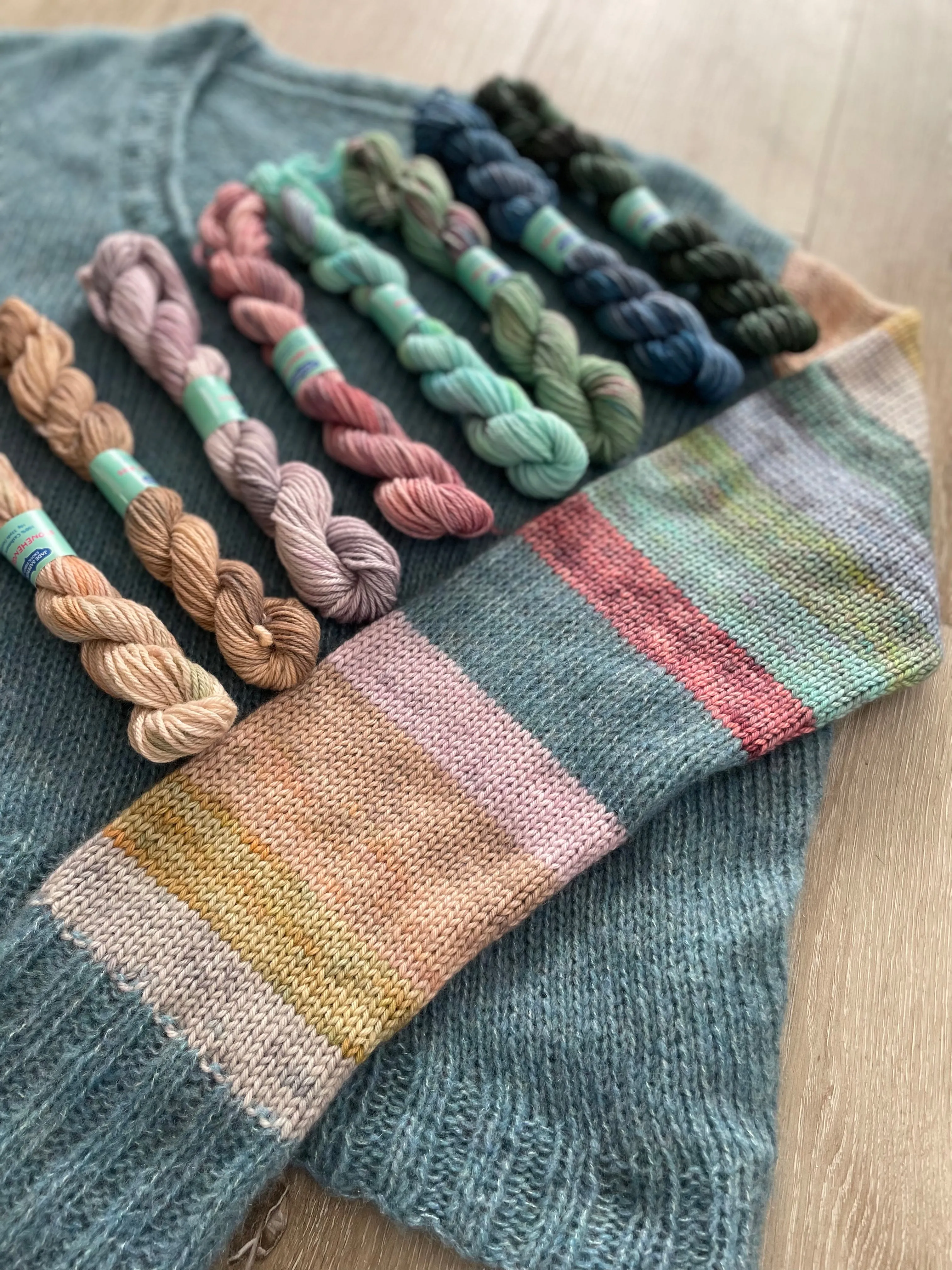 Marni's Coloring Box Pullover Kit