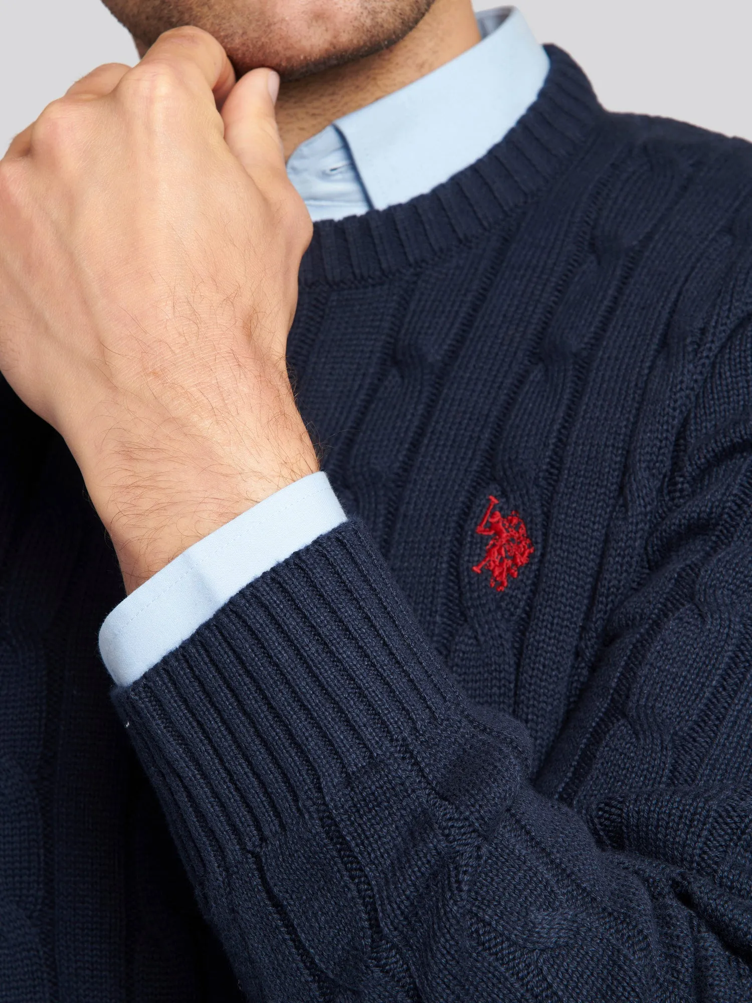 Mens Cable Knit Crew Neck Jumper in Navy Blazer / Haute Red