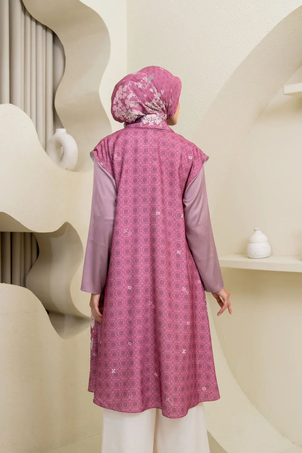 Muraya Outer Berry Blush