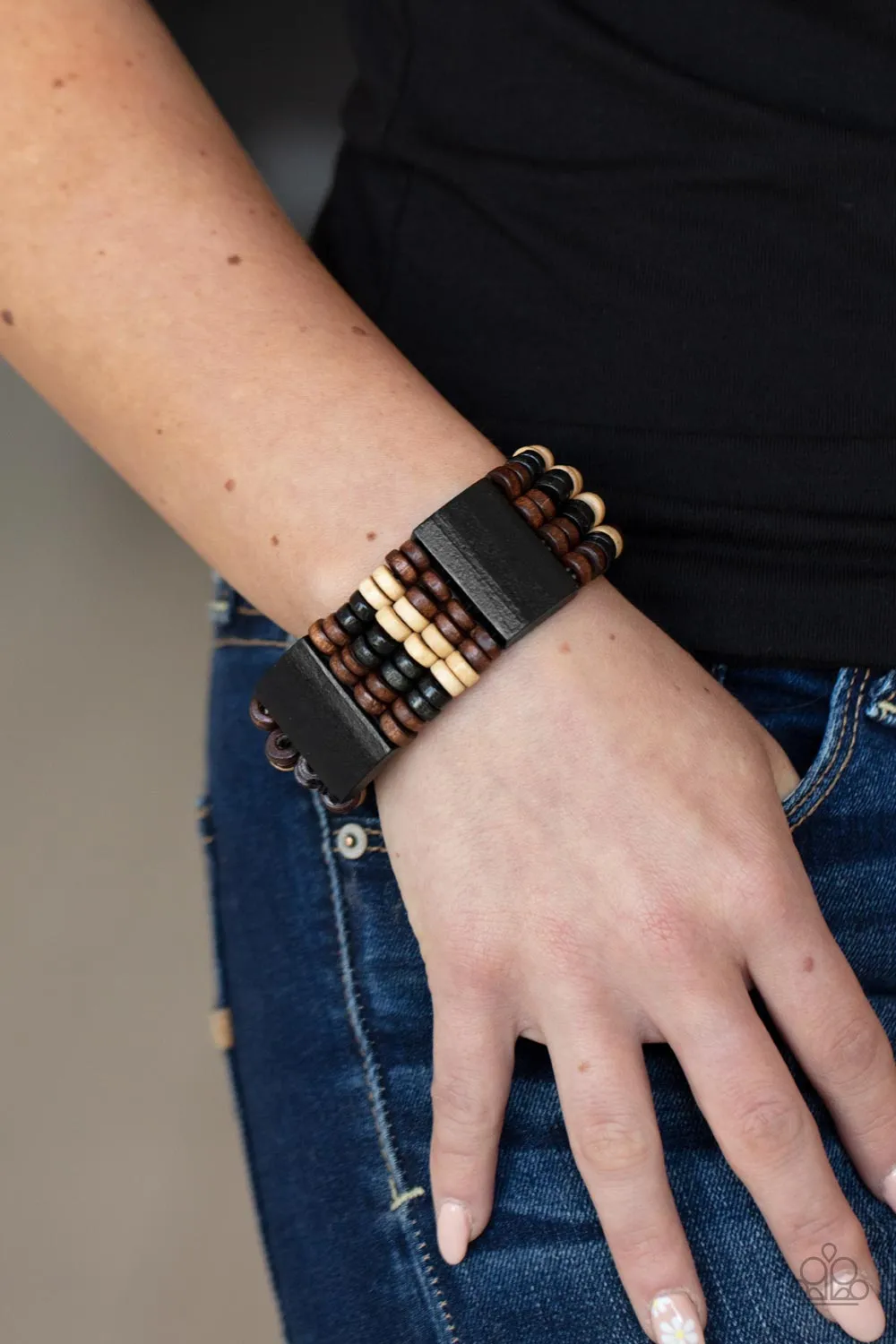 PAPARAZZI Aruba Attire - Black BRACELET