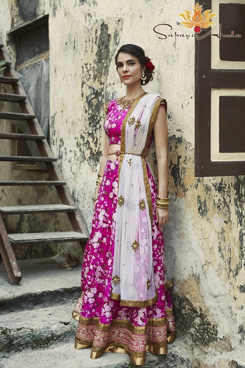 Pink Chinese Floral Lehenga  Elegant Traditional Wear for good Events